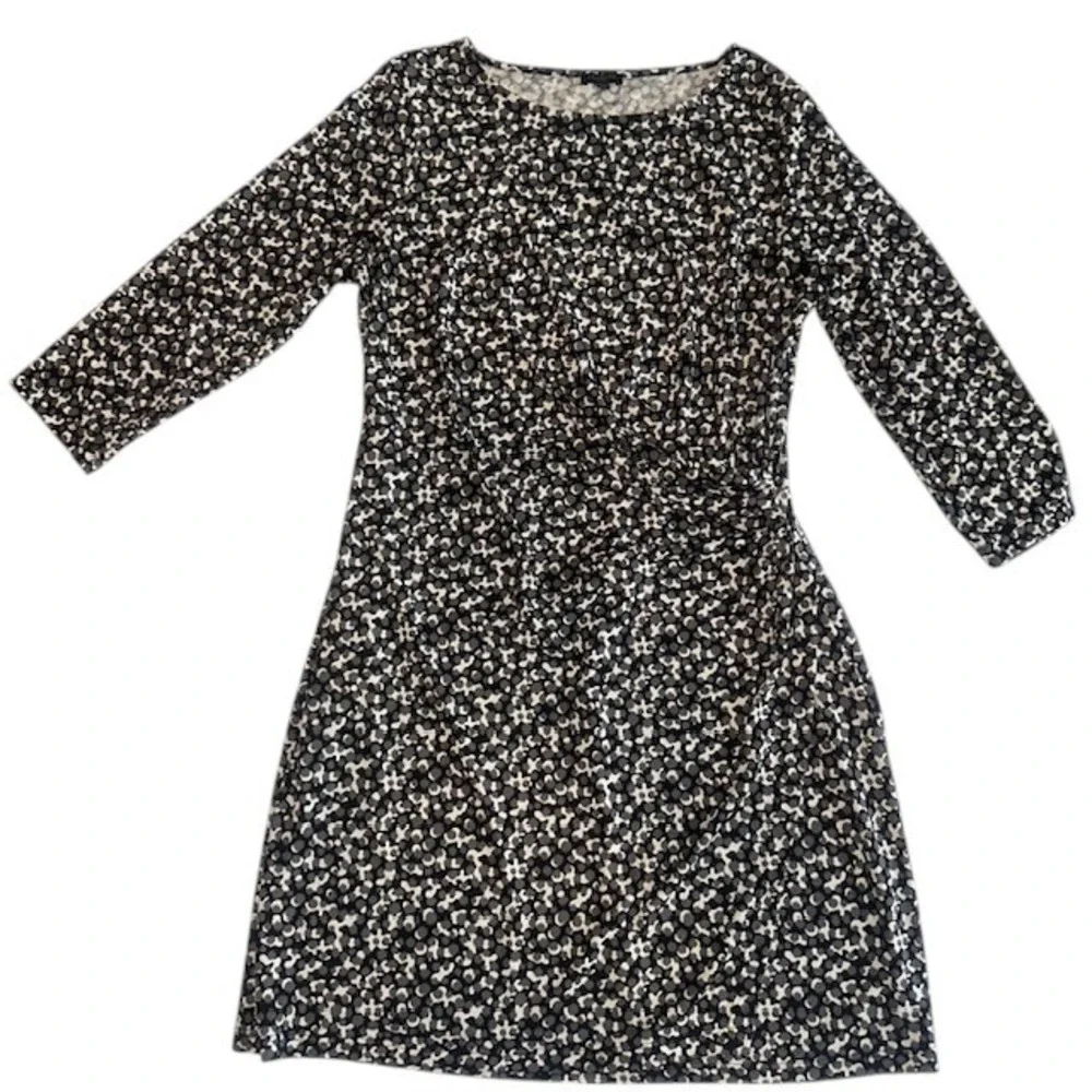 Talbots Knit Dress 3/4 Sleeve Faux‎ Wrap Black Gray White Print Dress Size LP - Picture 3 of 10